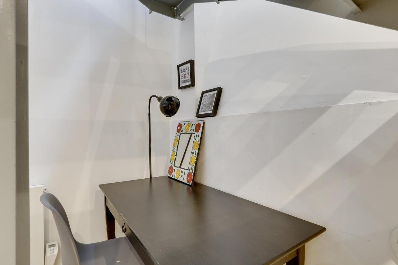 170 Suite Angouleme Large Duplex Style Apt With1 Bdr Paris Central Zewnętrze zdjęcie